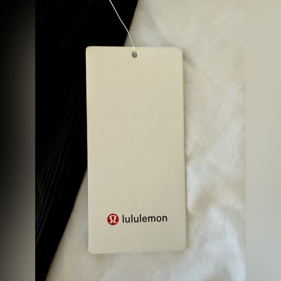 Lululemon Keep the Heat Thermal Tight in Black - Size XL - Picture 7 of 12